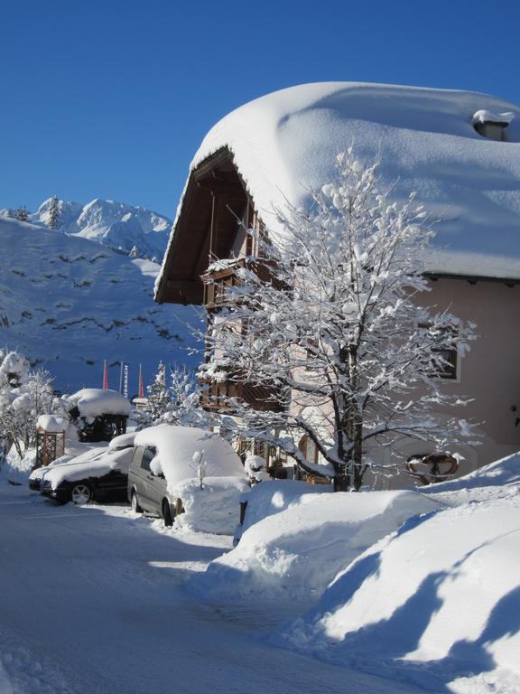 Ferienhaus Höll Russbach am Pass Gschütt Exterior foto